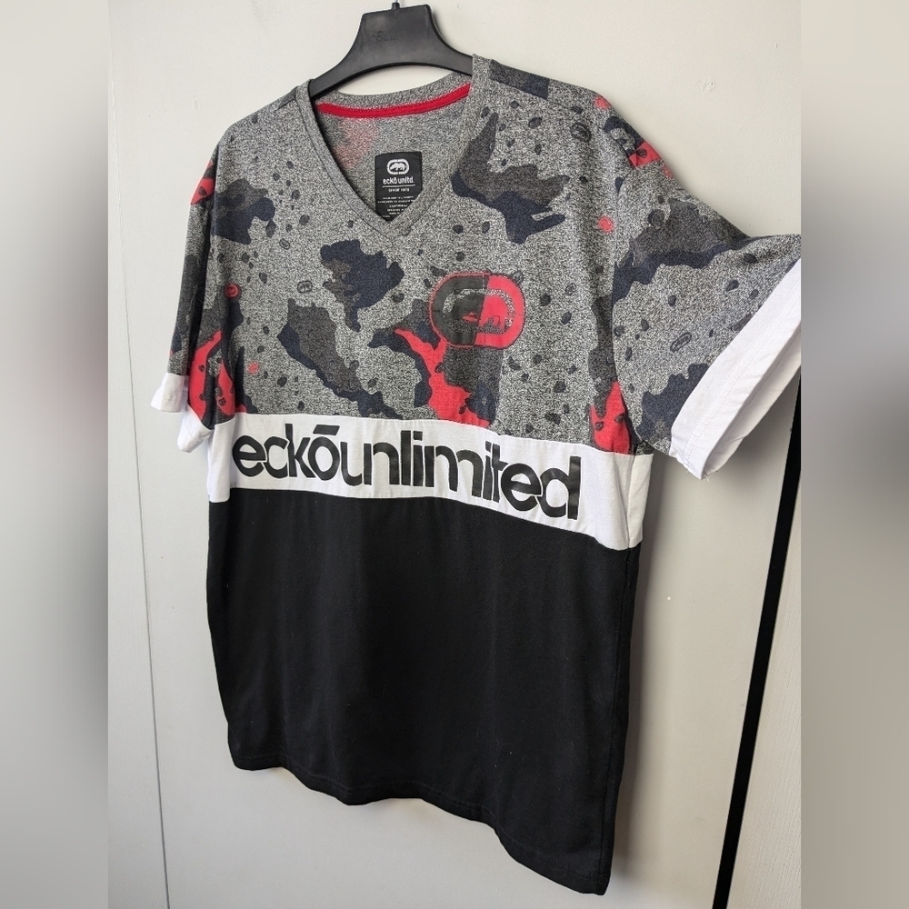 ECKŌ UNLTD Men T Shirt Size XL CAMO Short Sleeve In GREAT Condition
